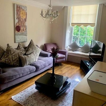 Central Spacious City Apartment Durham Esterno foto