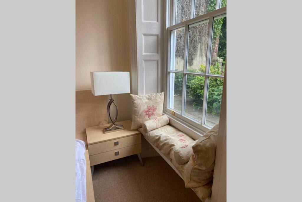 Central Spacious City Apartment Durham Esterno foto