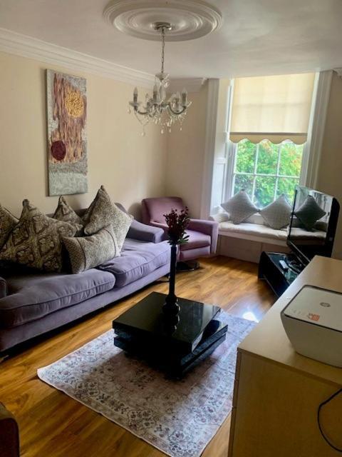 Central Spacious City Apartment Durham Esterno foto